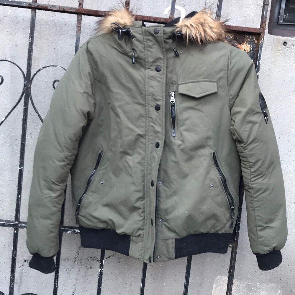 Super warm puffer/bomber jacket